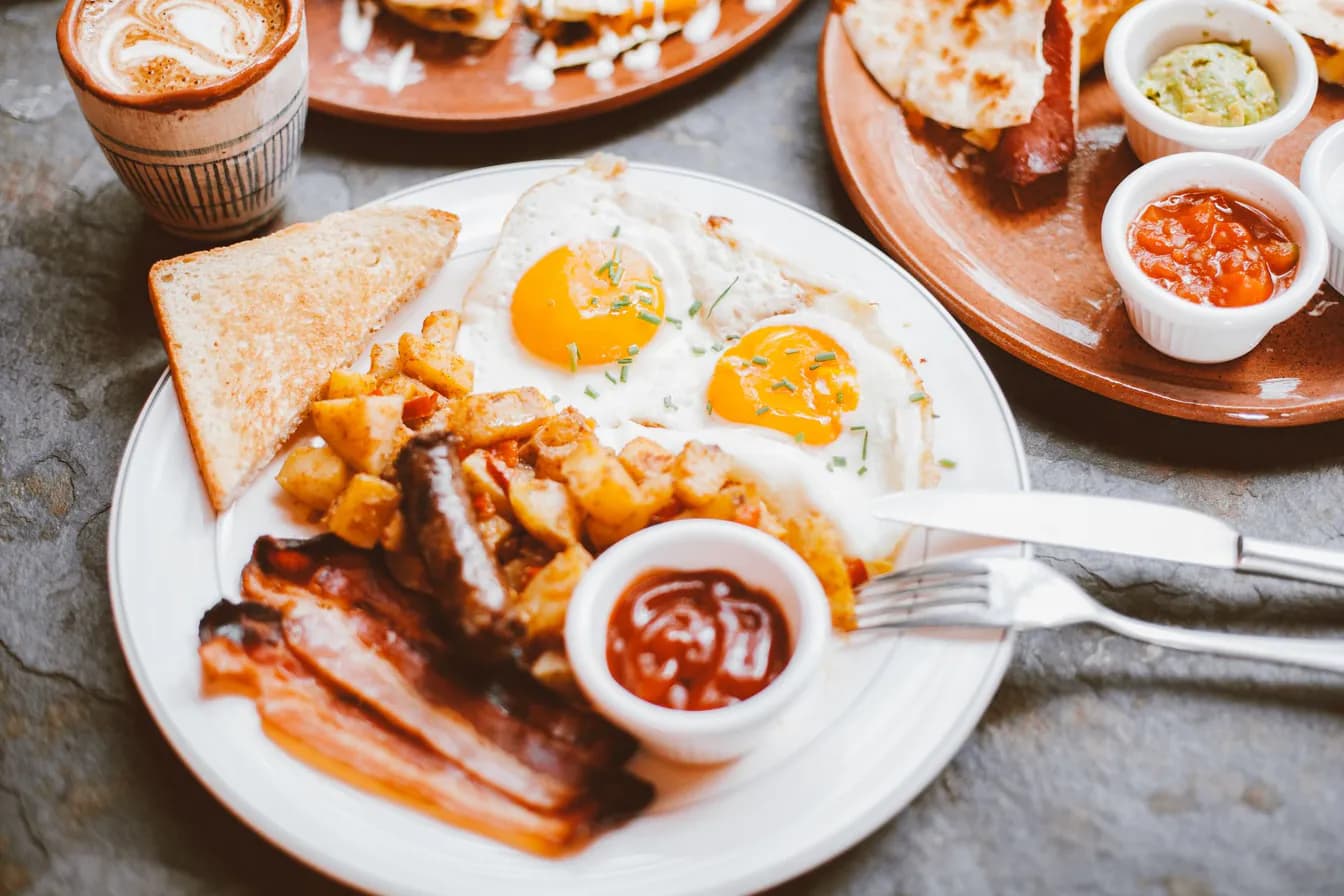 BREAKFASTS