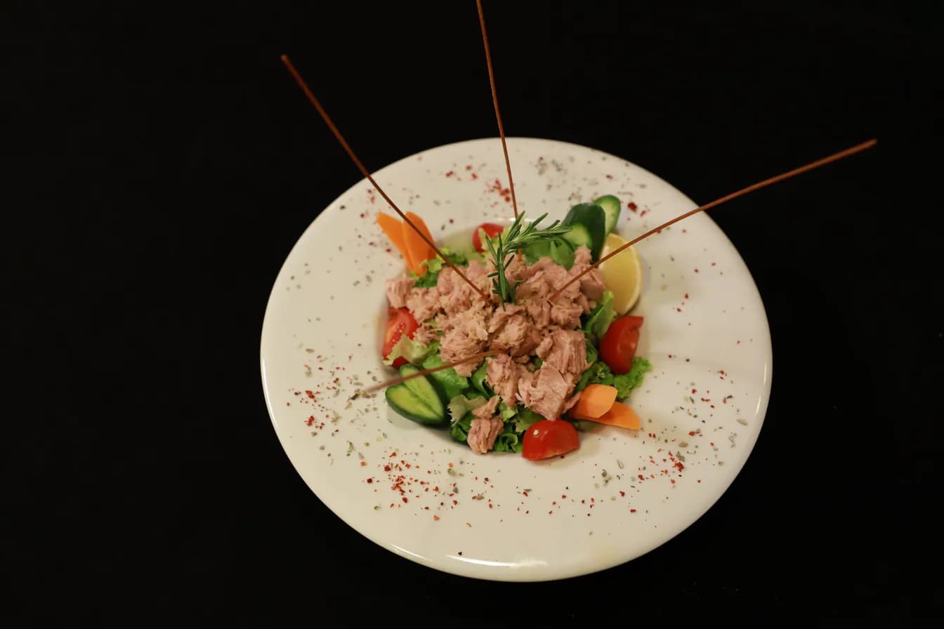 SPICY TUNA SALAD