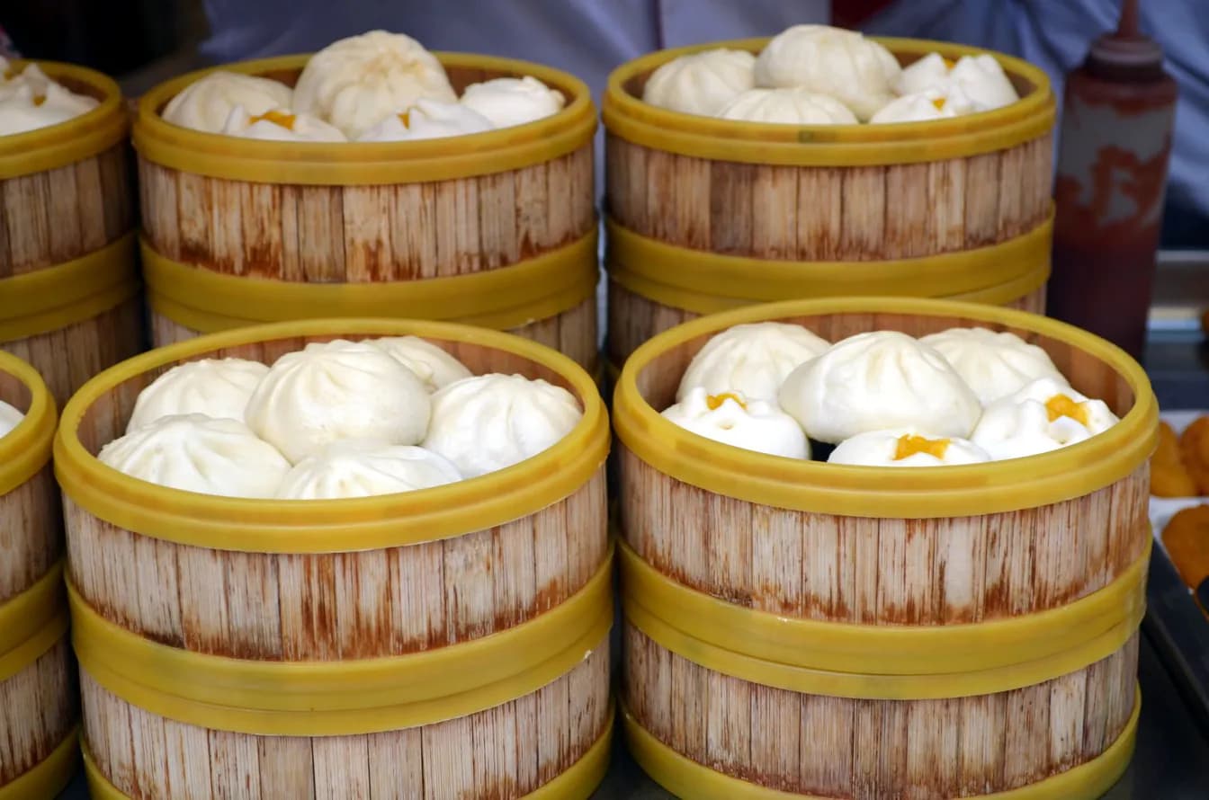 STEAMED BUNS