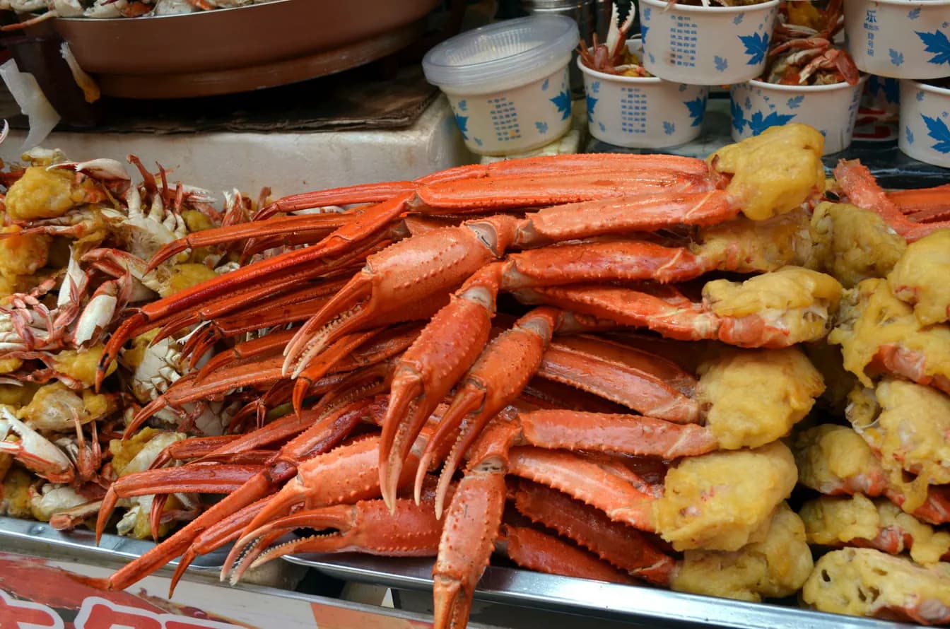 Snow Crab Legs & Crawfish