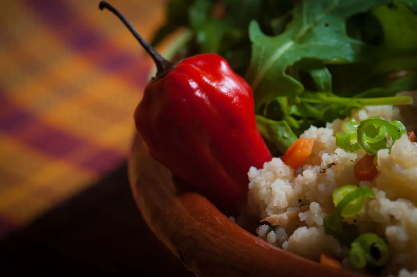 Costoletta di vitello alla Milanese con rucola e pomodori