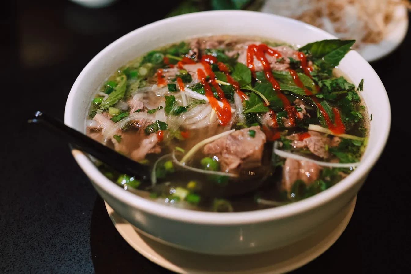 11.) Phở Đặc Biệt – Special VG Pho