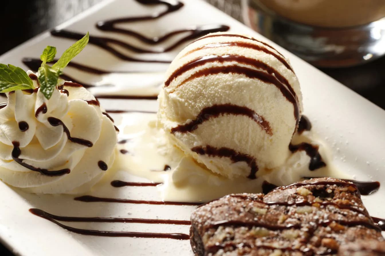 Brownie With Ice Cream