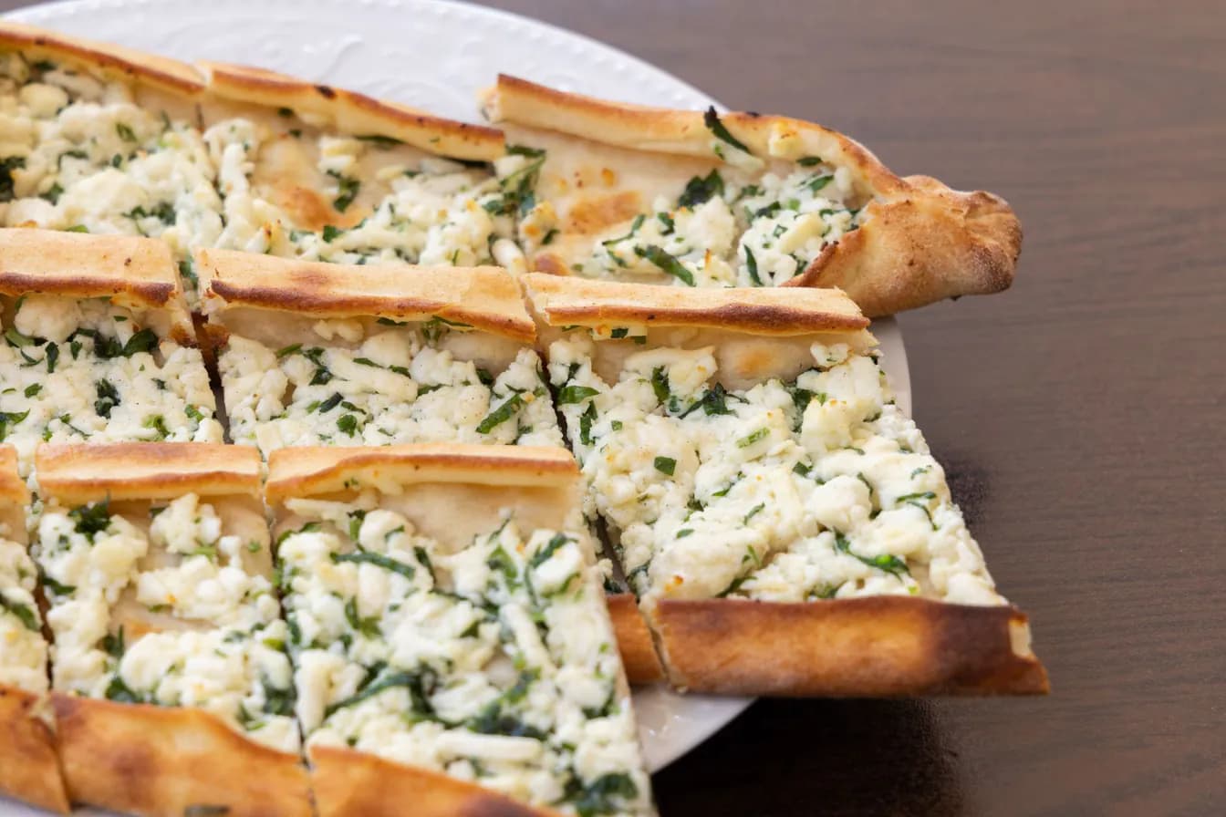 Cheese Flatbread Pizza