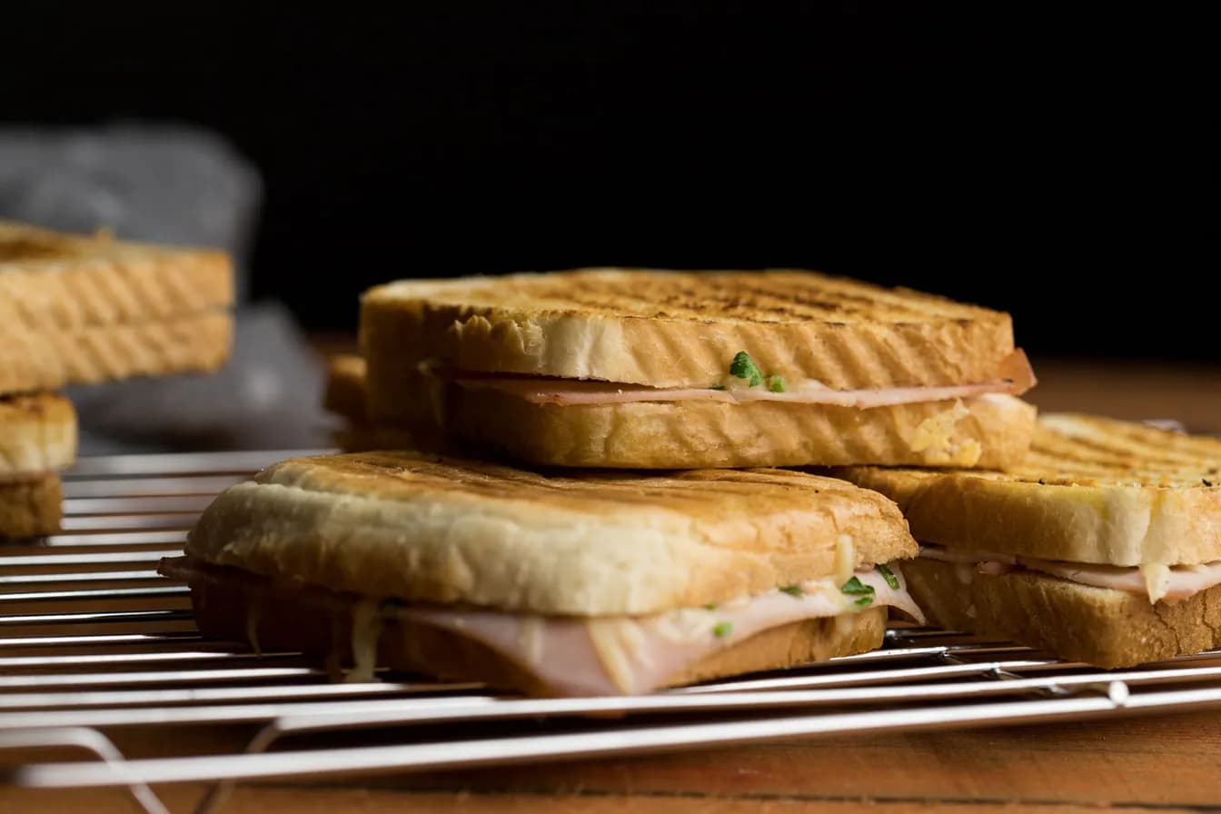 6 Miga Sandwiches