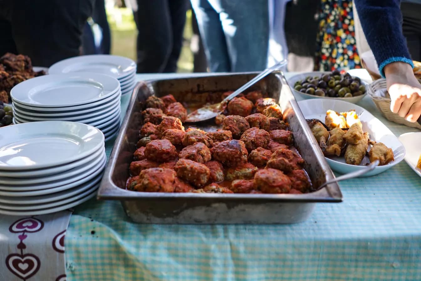 PARMESAN MEAT BALLS WITH MARINARA