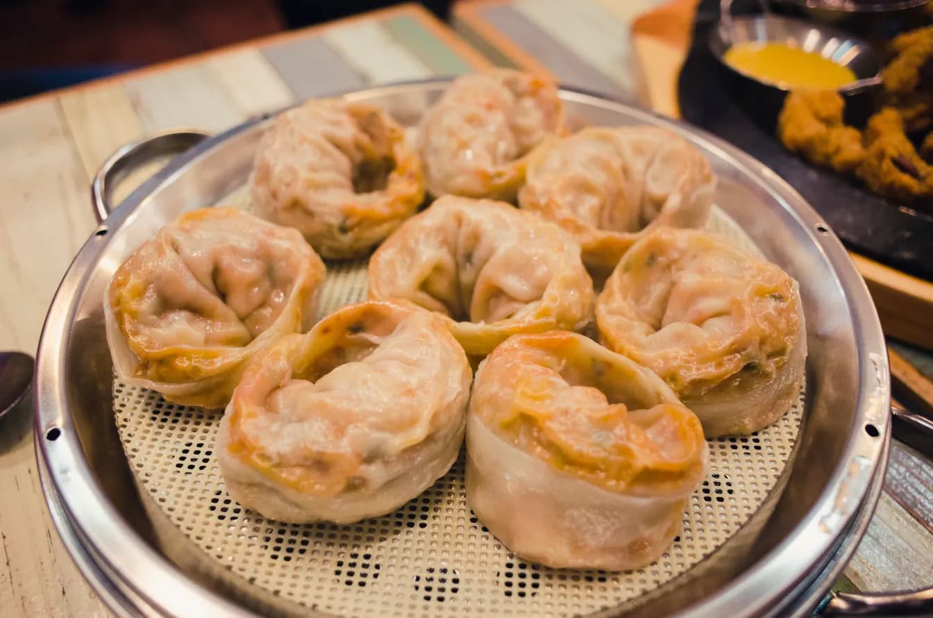 A10. Vegetable Dumplings (6)