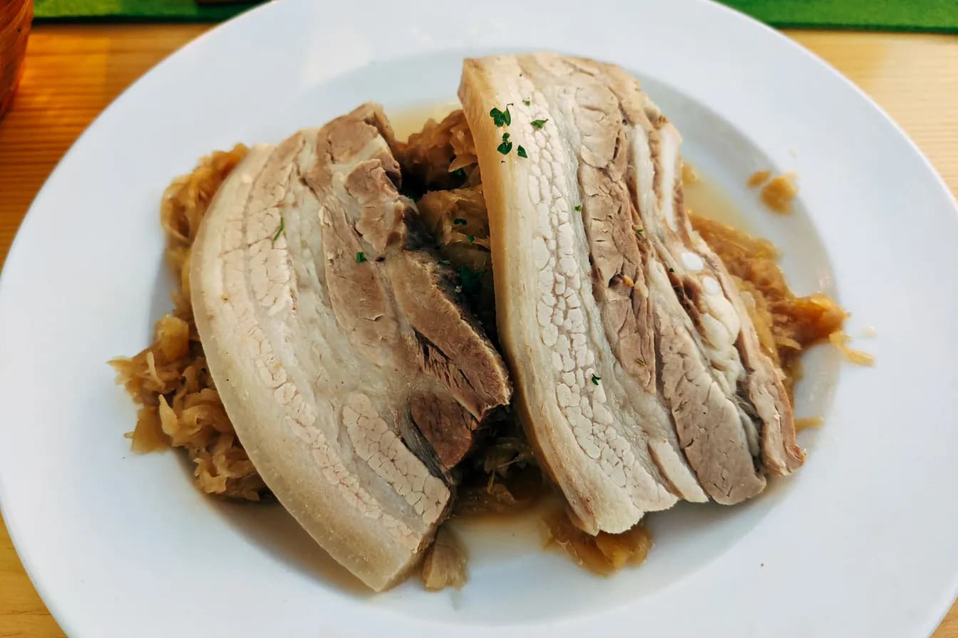 Braised Cabbage with Meat [1 lb.]