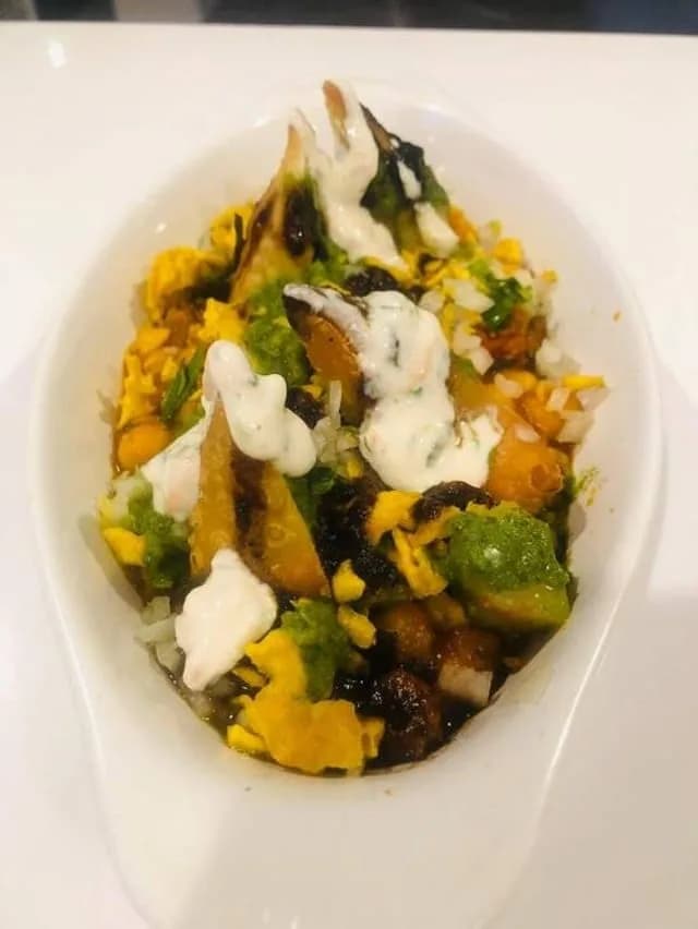 Samosa Chat
