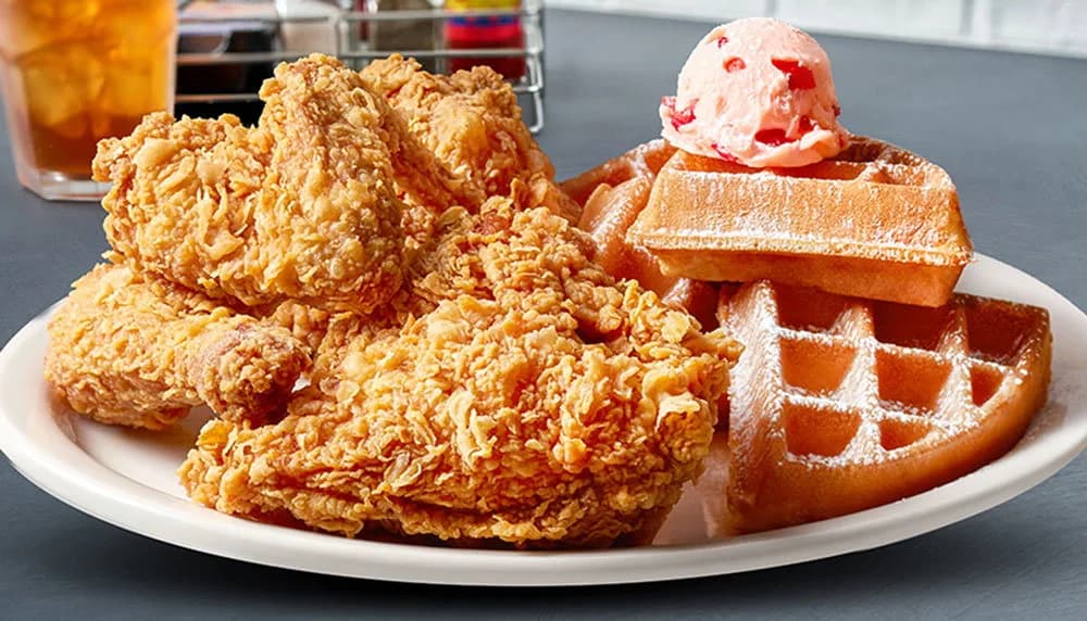Fried Chicken & Waffle