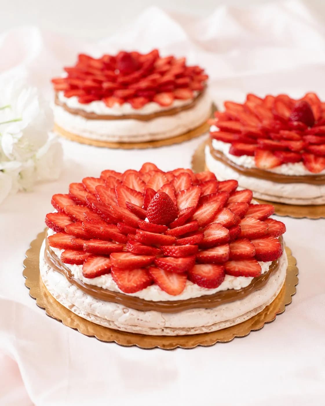 Strawberry Pavlova