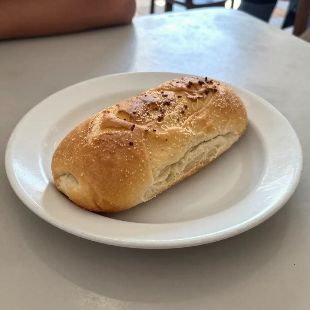 PAN DE AGUA (REGULAR BREAD)