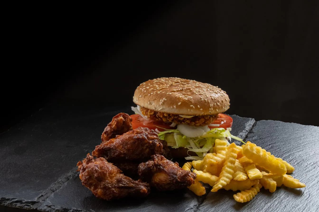 Zings & Wings Box