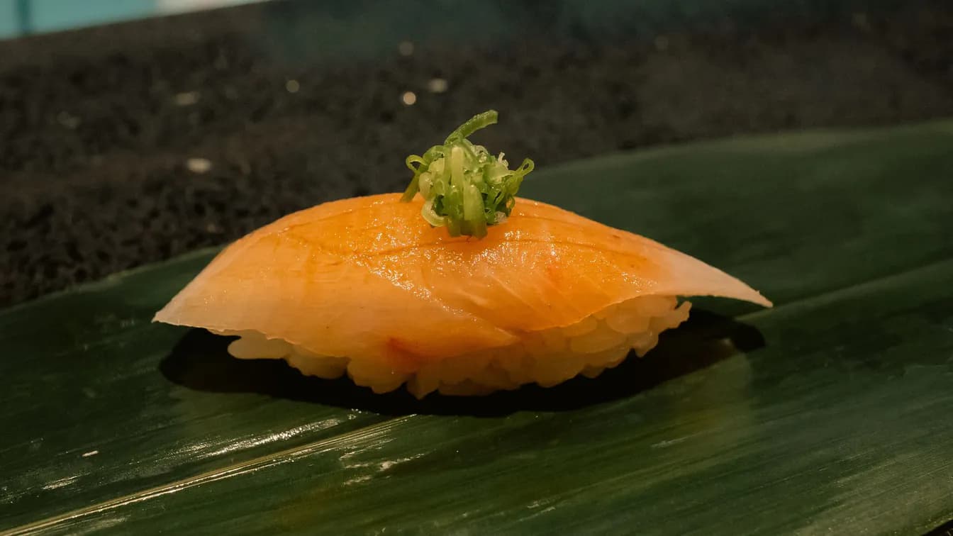Hamachi Nigiri