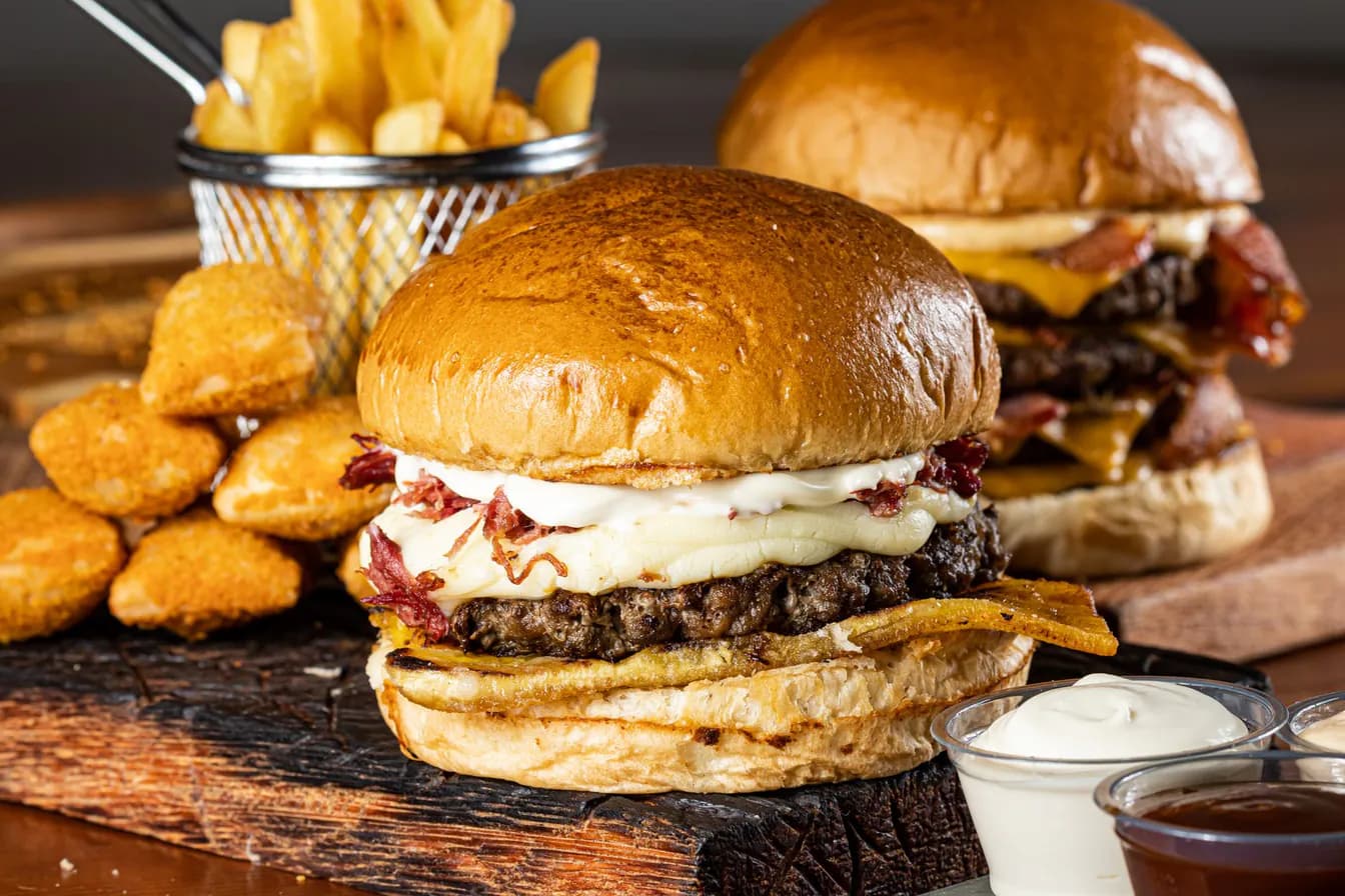 AMERICAN BURGER