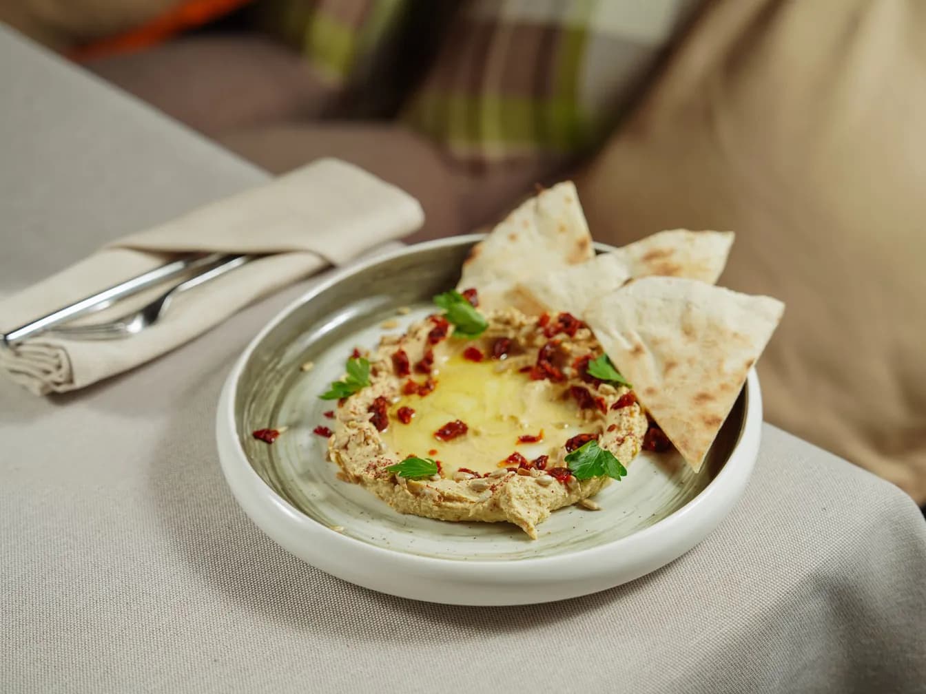 Hummus with Pita or Veggies