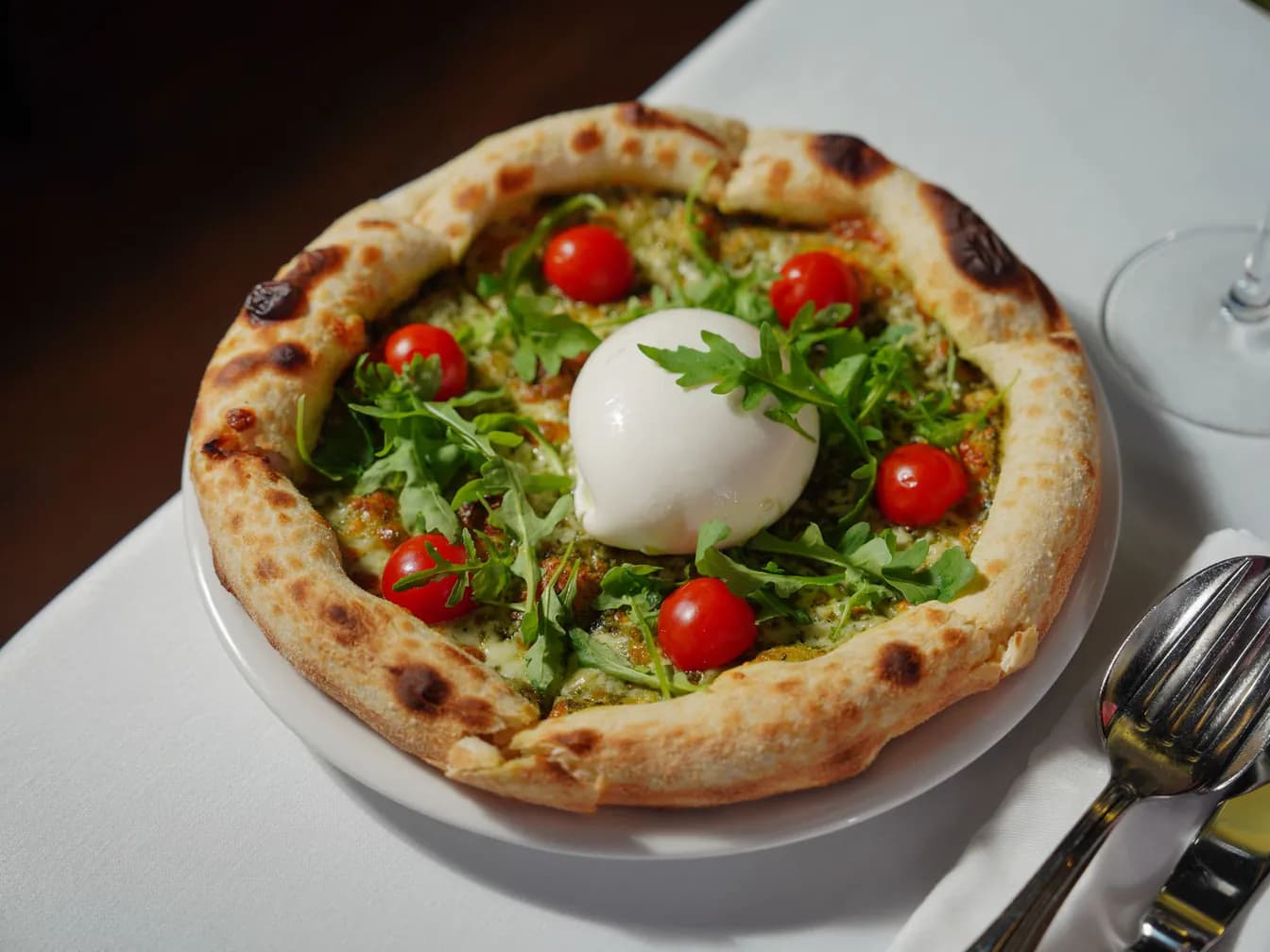 Burrata Pizza & Prosciutto