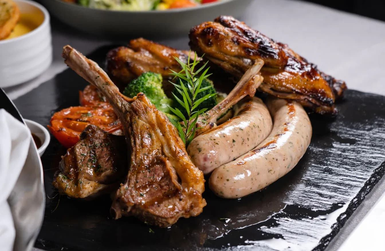 Drover's Ribs & Chicken Platter