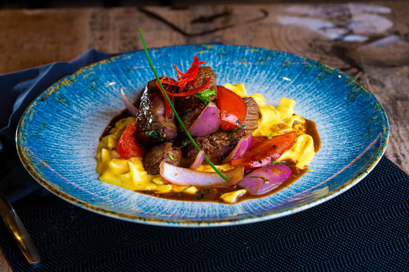 Peruvian Stir Fry Beef/Lomo Saltado