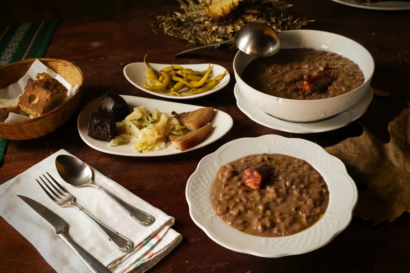Caldo Gallego