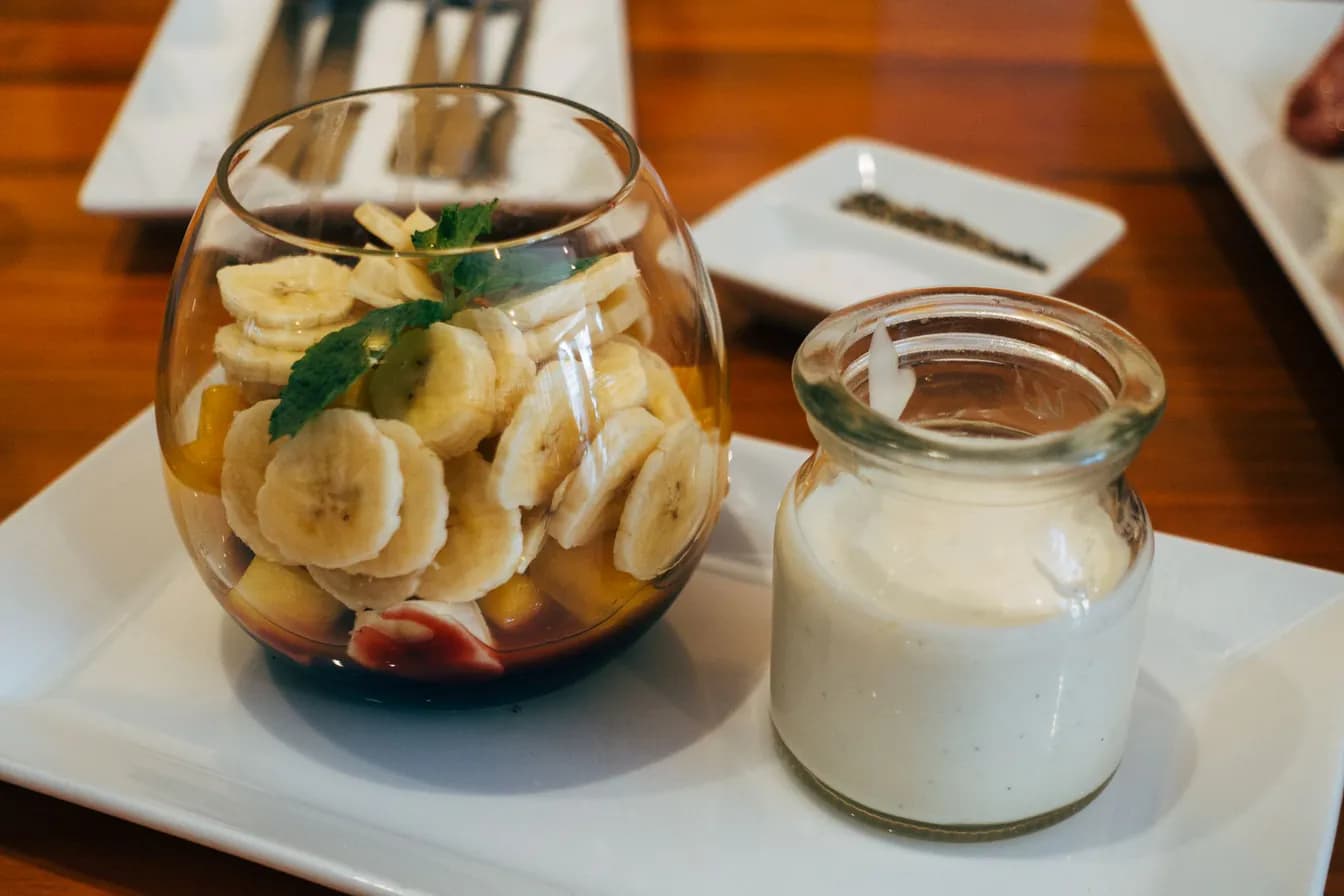 FRESH FRUIT SALAD