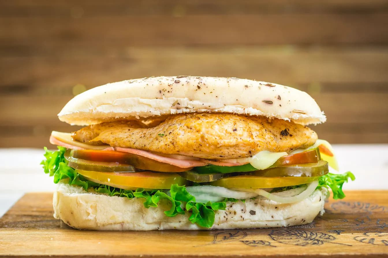 Crispy Garlic Swiss Clucker Combo