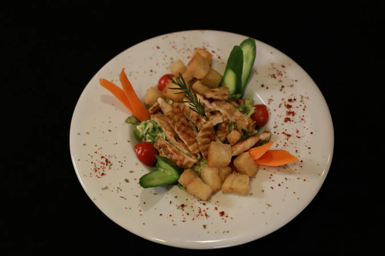 CHICKEN SALAD