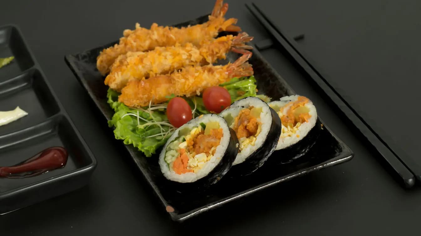 SHRIMP TEMPURA ROLL