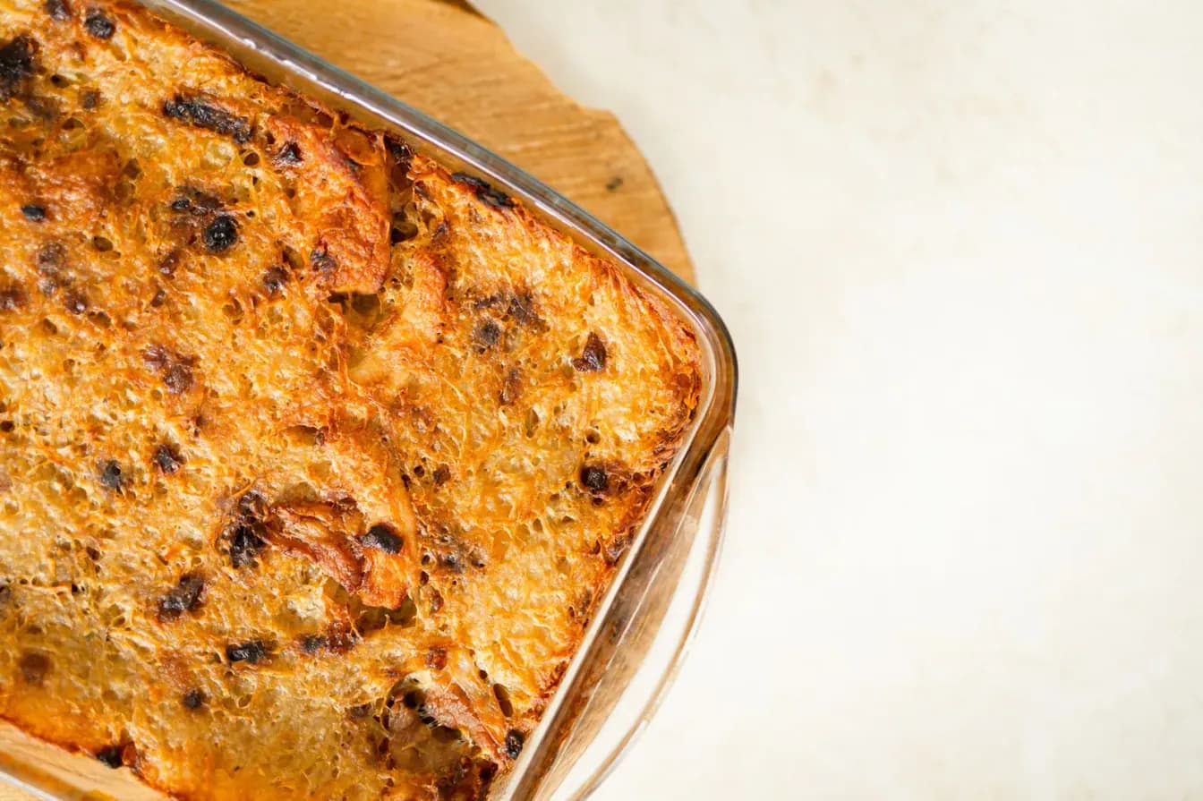 HOUSE-MADE BREAD PUDDING