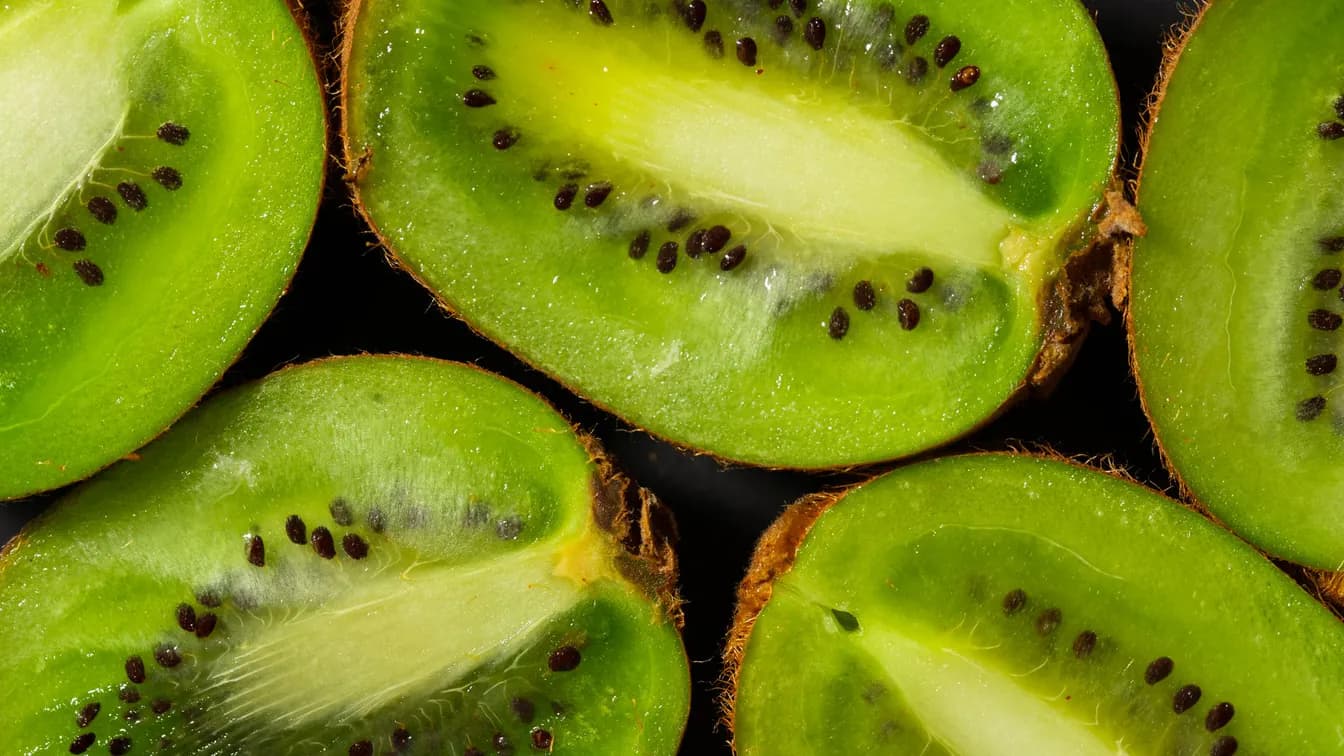 Kiwi with Bubble Tea