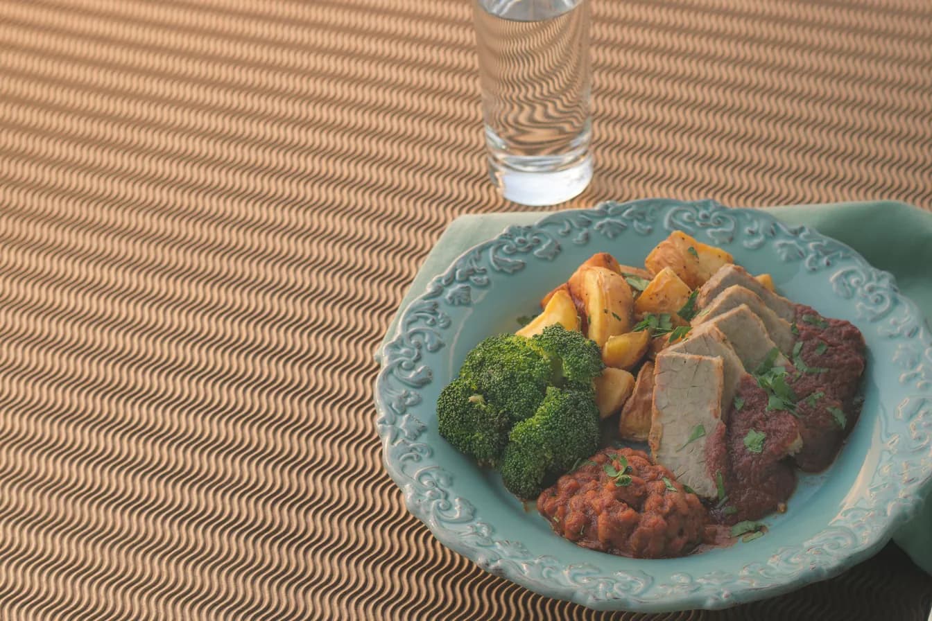 Roast Pork with Broccoli